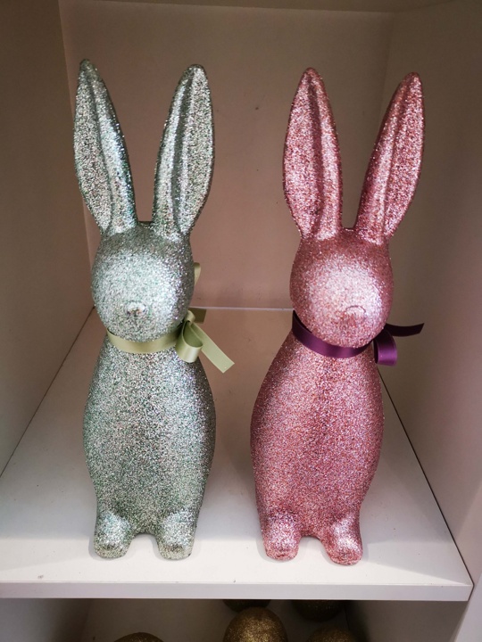 Osterhase aus Kunststoff mit Metallicglitzer