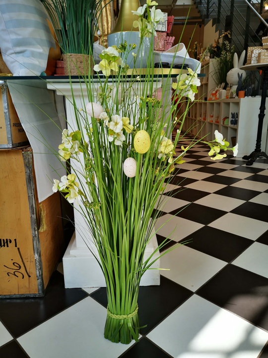 Frühlingsosterstrauss aus Kunststoff